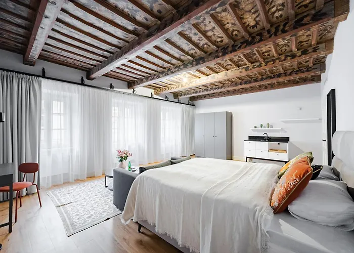 Bohemia Boutique 3*